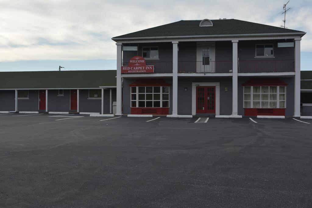 Red Carpet Inn & Suites New Cumberland Esterno foto